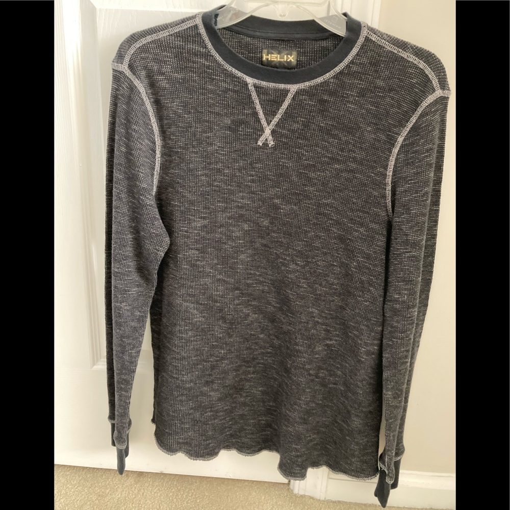Men’s Helix Long Sleeve Top- Size M
